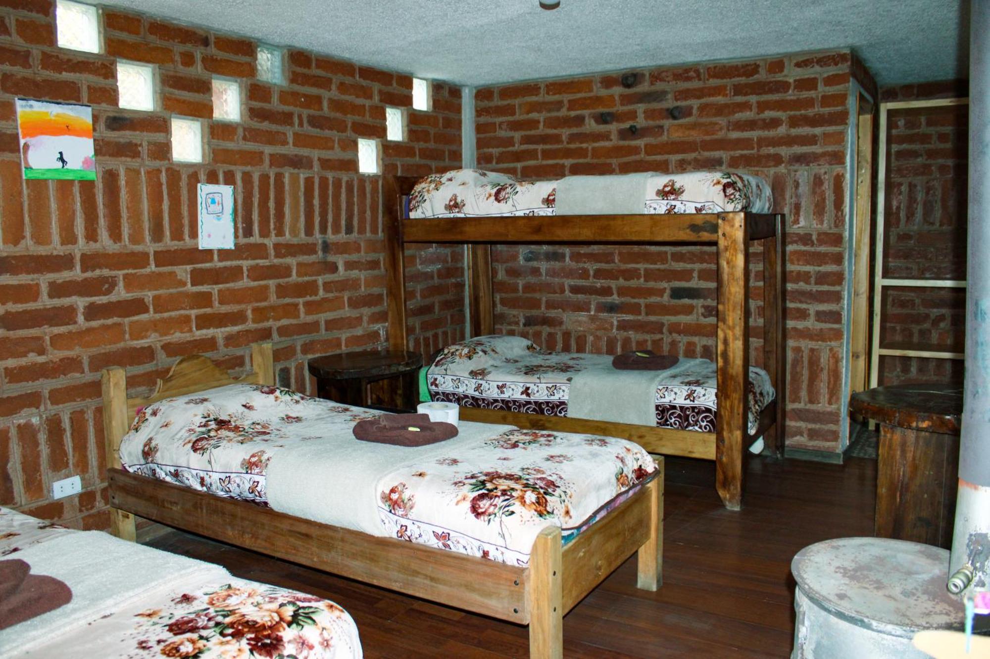 Hostal Cloud Forest Chugchilan Ngoại thất bức ảnh