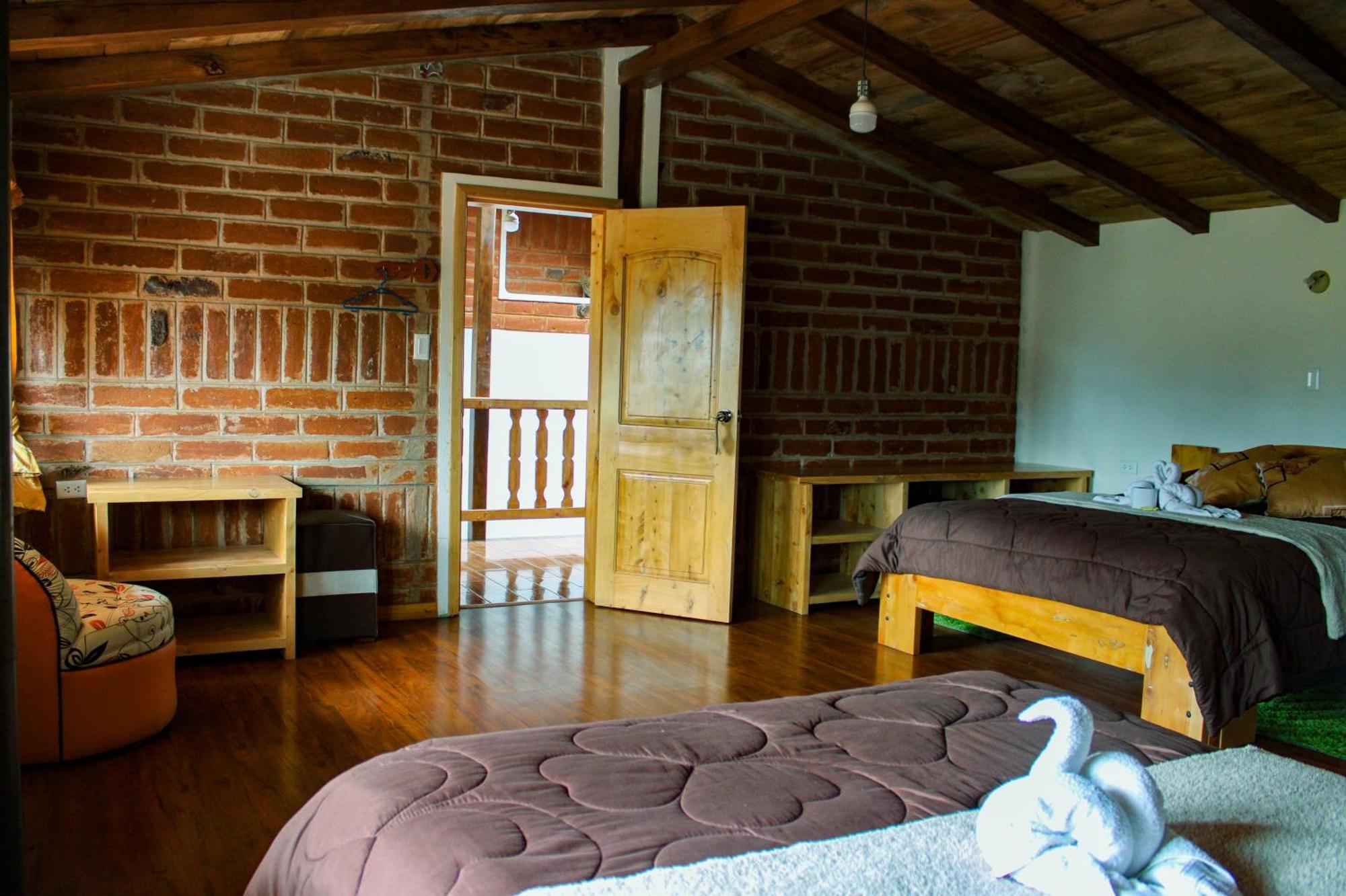 Hostal Cloud Forest Chugchilan Ngoại thất bức ảnh