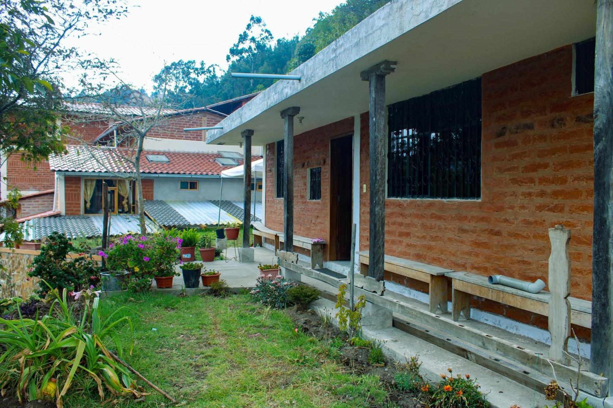 Hostal Cloud Forest Chugchilan Ngoại thất bức ảnh