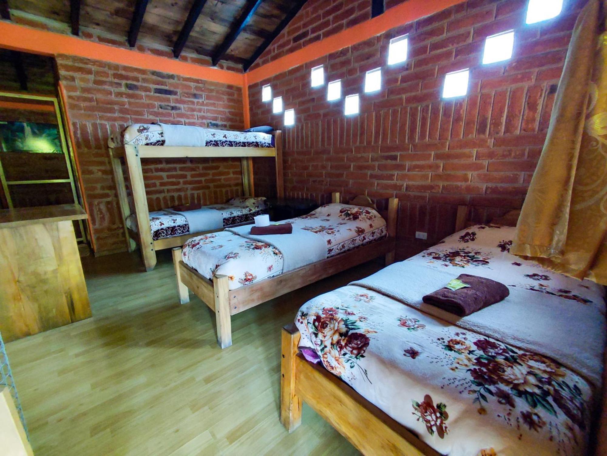 Hostal Cloud Forest Chugchilan Ngoại thất bức ảnh